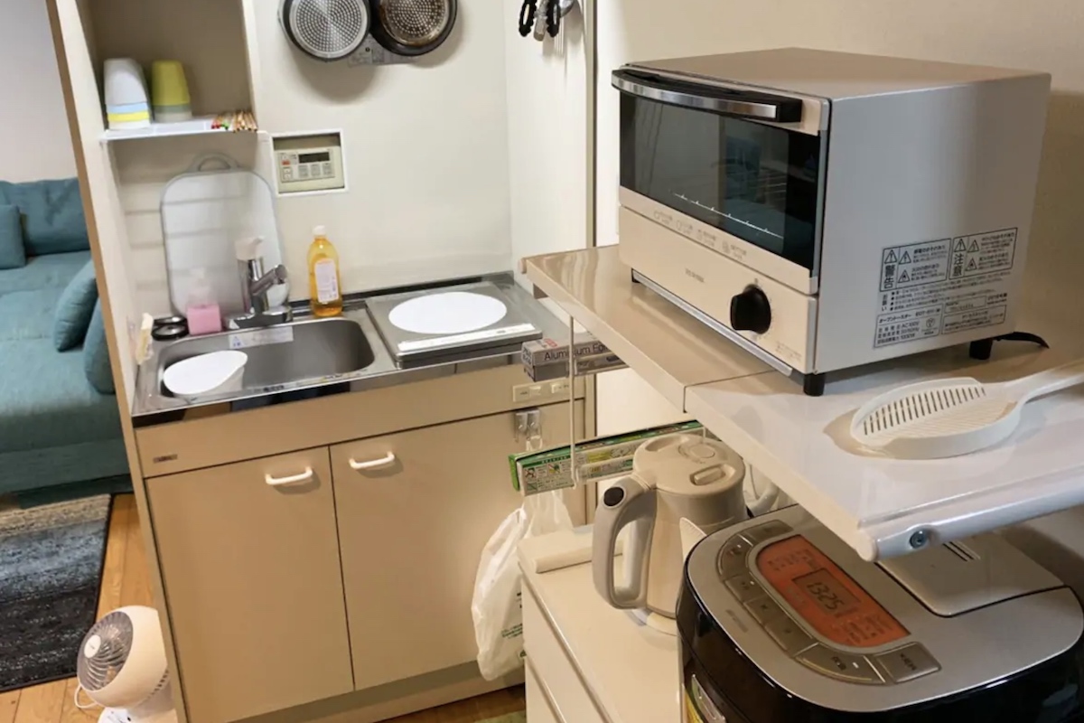 キッチン設備　トースター・炊飯器・電子ケトル等